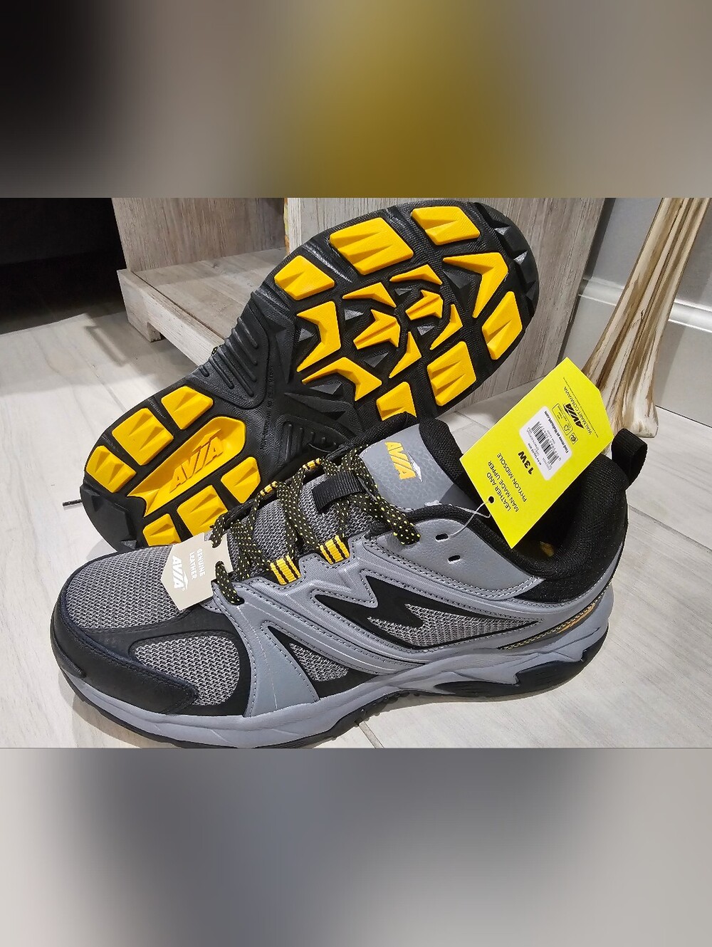 Avia Men's Athletic Shoes Gray and Yellow Size 13 Wide New